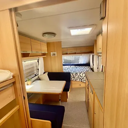 Campsite Przyczepa Na Maszoperii - Hel Jastarnia